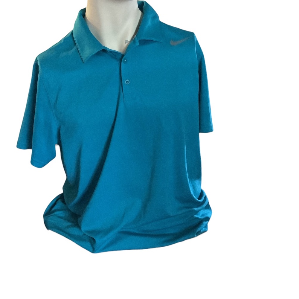 Mens Dri Fit  Nike golf Shirt
